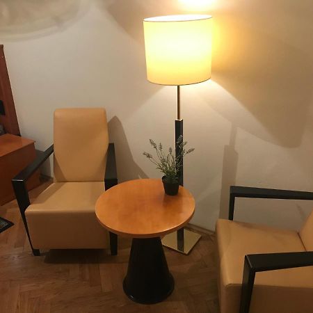 All Seasons Hostel Praga Zewnętrze zdjęcie
