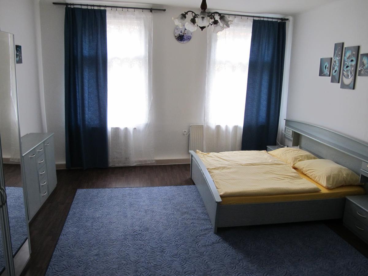 All Seasons Hostel Praga Zewnętrze zdjęcie